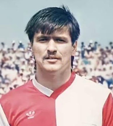 Yücel Çolak