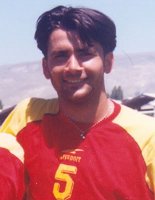 Ali Yakışıklı