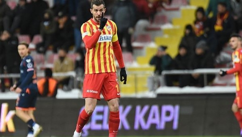 Uğur Demirok 'a Abartılı Ceza Geldi.
