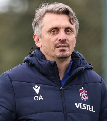 Orhan Ak